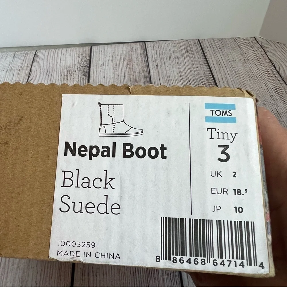 TOMS Nepal Boot Black Suede 3